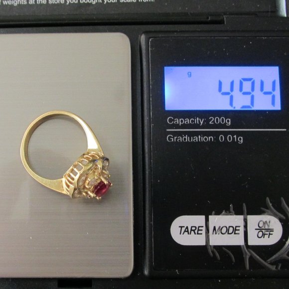 18K Solid Yellow Gold with Ruby & Diamonds Ring - Picture 13 of 13